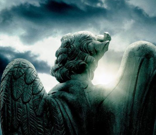 ¿EXISTEN SERES DESTINADOS AL MAL? ¿Existen seres destinados al mal?