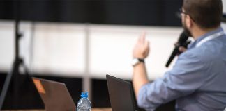 PARA SUSTENTAR LOS IDEALES Para sustentar los ideales