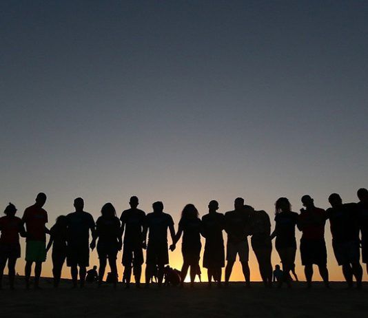 LOS MIEMBROS DE UN GRUPO ESPÍRITA Los miembros de un grupo espírita